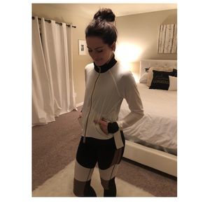 Lululemon sweaty or not jacket